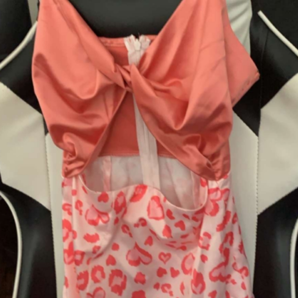 Pink Satin Heart Print Bodycon Dress